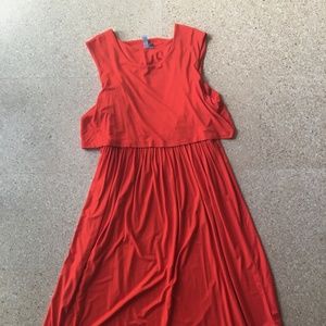 H&M Red maternity midi dress
